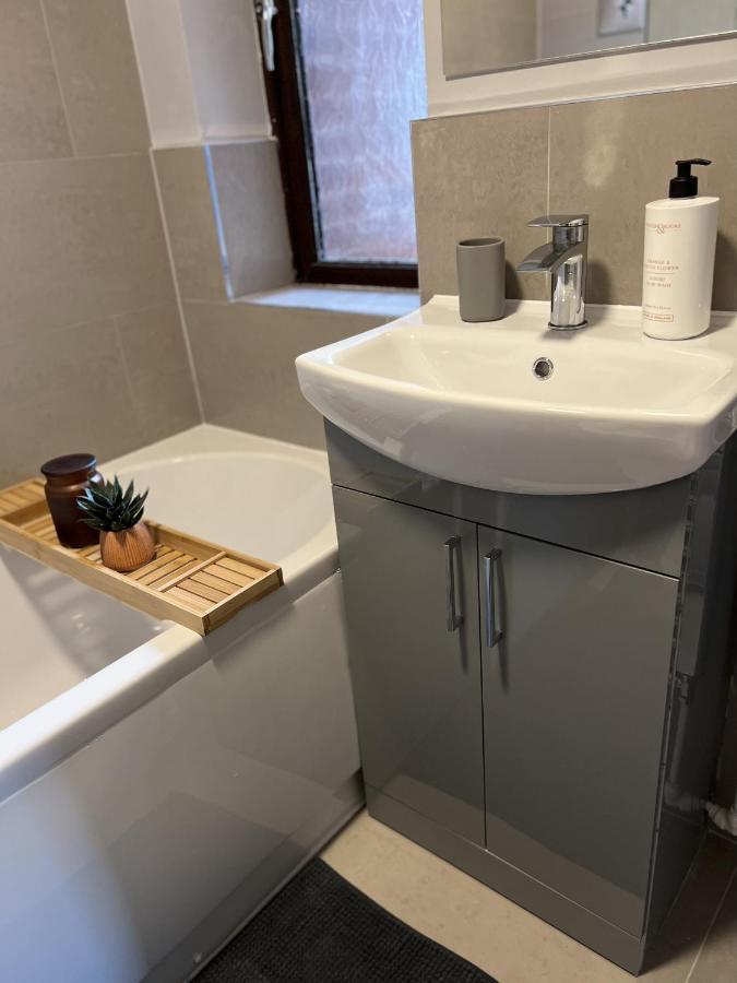 Franklin Suite - Reading City Centre - Free Parking - Close To Station Exterior foto